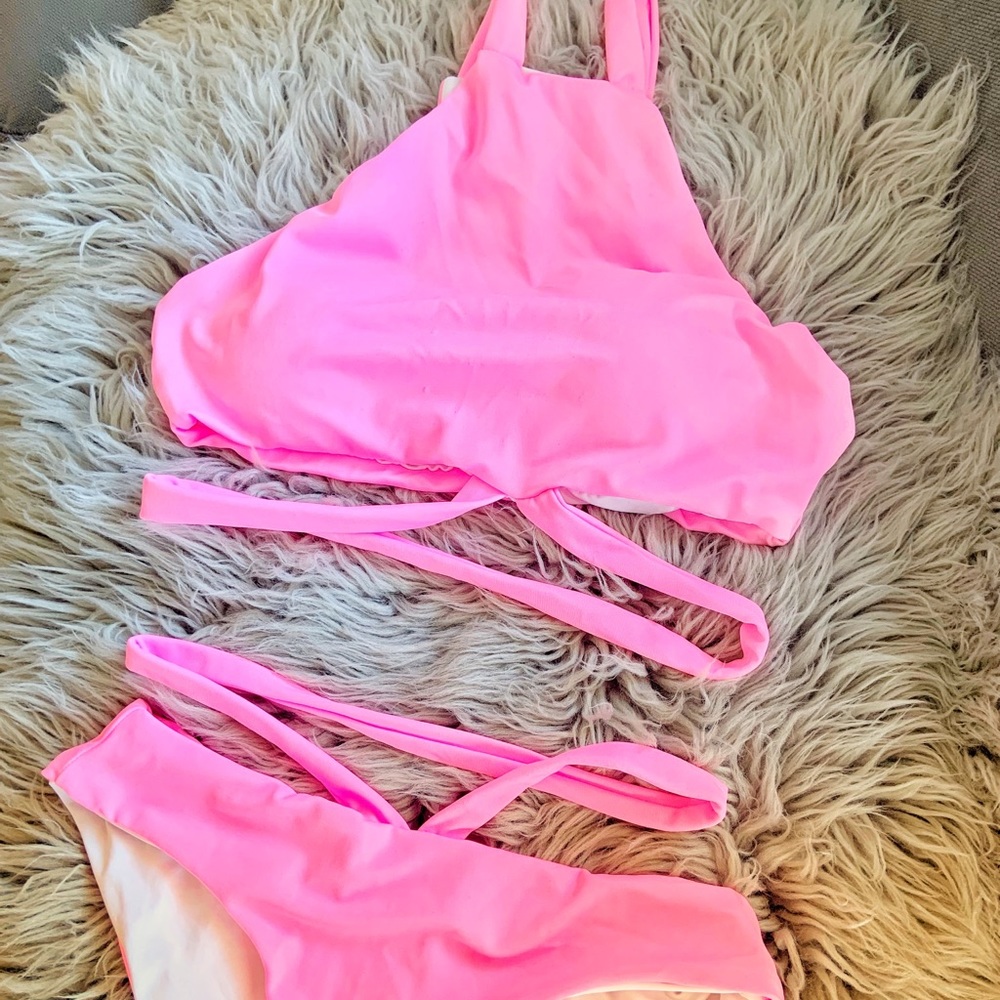 Pink 2 piece swimwear